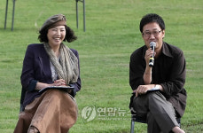 제주델픽대회..시 낭독회로 홍보
