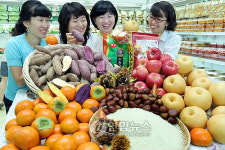 신선한 햇 농산물이 다 모였네