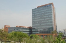 직물에서 LCD 소재까지..제일모직 55년