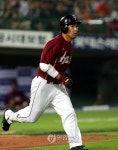 160일만에 복귀 전준호 전력질주