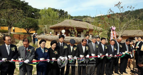 노무현 전 대통령 생가 복원식