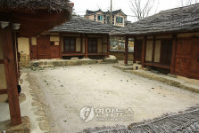 울산에 복원된 외솔 최현배선생 생가