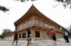 덕성여대 1930년대 한옥 `덕우당 복원