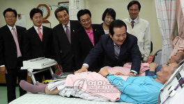 정세균 대표 노인복지센터 방문