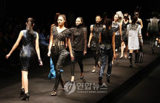 미래 디자이너의 패션