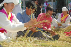추억의 새끼줄꼬기