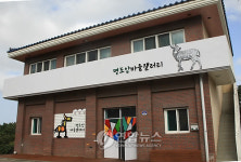 마을창고, 주민 화랑으로 탈바꿈하다