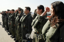 비행을 성공적으로 마쳤습니다