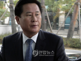 수뢰 혐의 군포시장 사전구속영장
