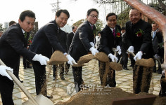 연희문학창작촌 개관