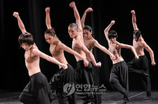 구호(KUHO), 현대 무용과 만난 패션