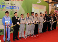 S&T重 공작기계 특별전..`명가 부활 다짐(종합)