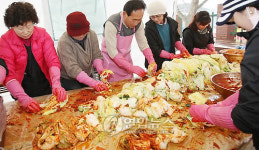 태안 여성방범대, 사랑의 김장 담그기