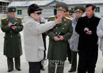 김정일 국방위원장 소목장 현지지도