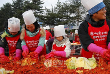 원주 정보화마을서 `사랑의 김장 캠프