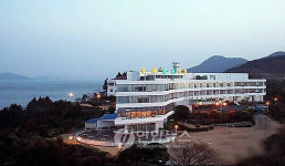 경남 `등록1호 충무관광호텔 내년에 철거