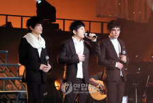 VOS 日 첫 단독콘서트