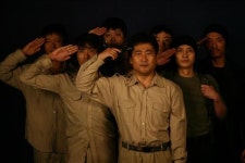 극단 백수광부와 골목길의 만남 고래