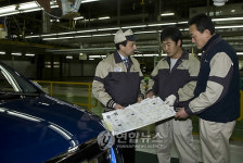 현장을 누비는 GM DAEWOO 노사