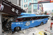 열악한 지원이 부른 구미 축구부 교통사고
