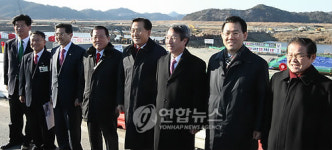죽산보 건설현장 방문한 정총리