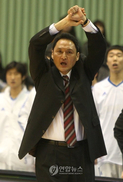 안준호 감독, 경기 성적 분석 중심 한국 농구 대표팀의 빅맨 전략’