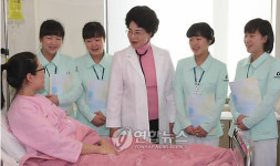 네 쌍둥이 태어난 길병원에 간호사로 첫 출근