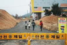 신설 초등학교 아직 공사중
