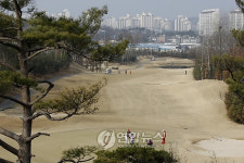 도심 속 봄 맞이 골프