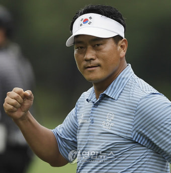 최경주, PGA 챔피언스투어 준우승 놓쳤지만 끈기와 열정으로 호평 받아