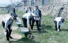 춘천경찰, 공지천서 정화활동 펼쳐