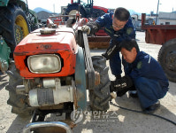 육군 이기자부대, 농기계수리 지원