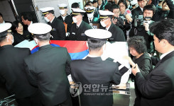 화장장으로 향하는 故 문규석 상사