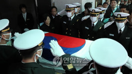 화장장으로 향하는 故 문규석 상사