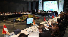 한자리에 모인 아-태지역 관세청장들