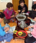 충주 봉황경로당 부업으로 번 돈 천안함 성금