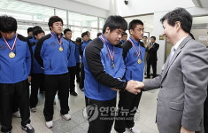 영남대 총장, 체육부 격려