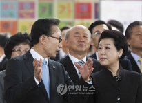 李대통령, 엑스포 시찰후 상하이 출발