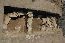 천안 위례산에서 발굴된 성문 터