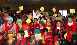 엄홍길 휴먼재단, 어린이날 맞아 네팔에 초등학교 선물