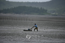 이야기가 있는 문화생태 탐방로-증도모실길 갯벌