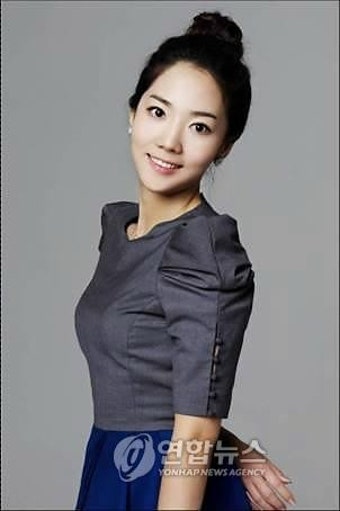 이범수, 통역사 이윤진과 웨딩마치