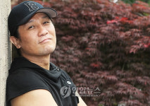 뮤지컬 안무가에서 연출가로 변신한 오재익씨