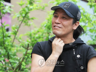 뮤지컬 안무가에서 연출가로 변신한 오재익씨