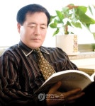 첫 개인전 여는 교장 사진작가