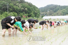 진주산업대, 100년째 권농일 행사