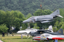 대전현충원에 뜬 팬텀기