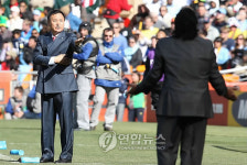 <2010 월드컵>신경전