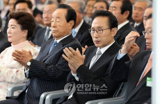 李대통령, YS기록전시관 준공식 참석