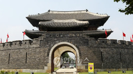 수원 화성 팔달문 수술대에 오른다